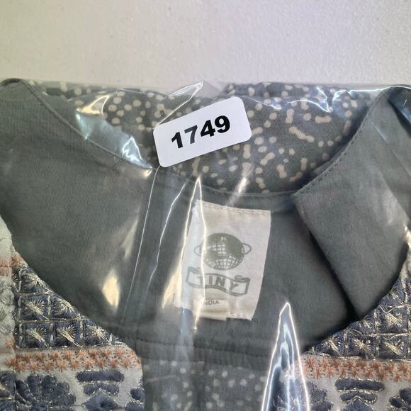 Anthropologie Tiny green bohemian sleeveless blouse women's size Medium - Picture 11 of 11